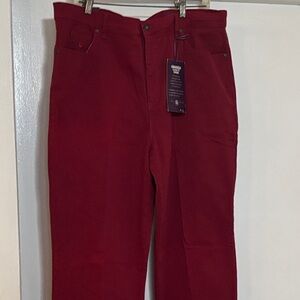 NWT Gloria Vanderbilt red denim Amanda Jeans size 18